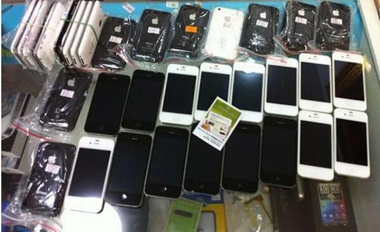 废品堆里淘金 回收旧手机，开启年入400万财富新赛道